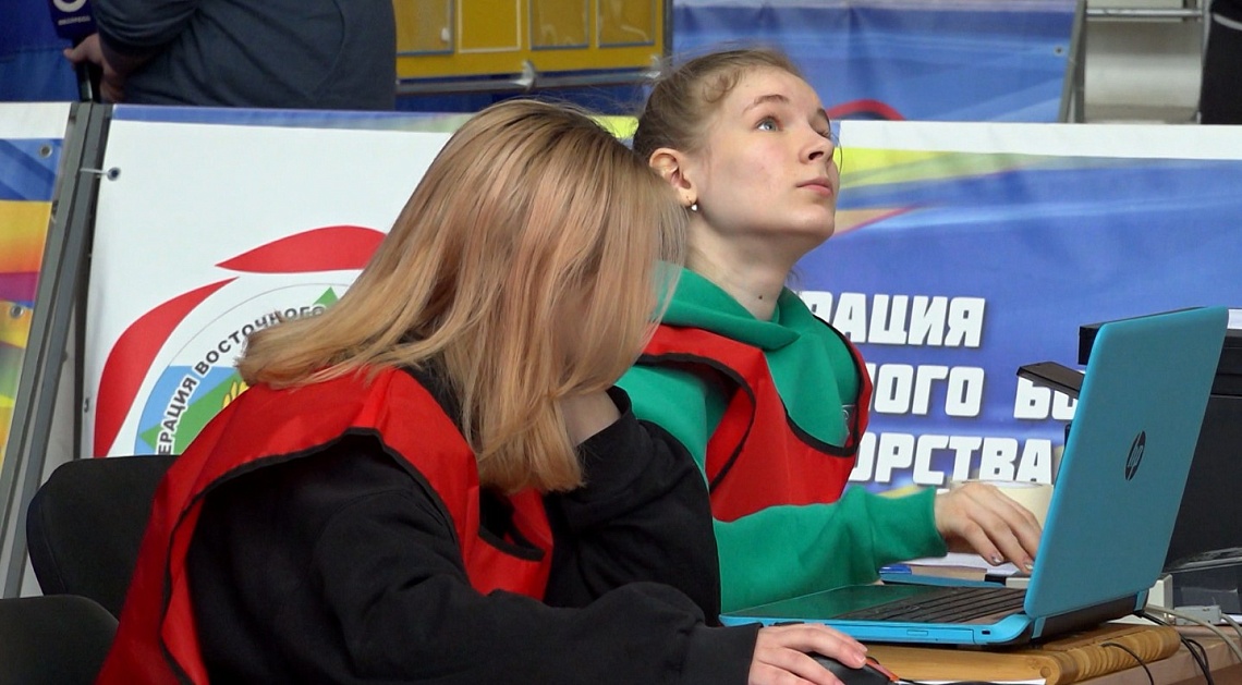 Во дворце единоборств «Воейков» прошло первенство Пензенской области по скалолазанию